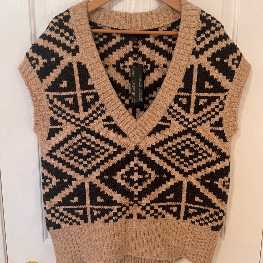 Banana Republic oversized sweater vest